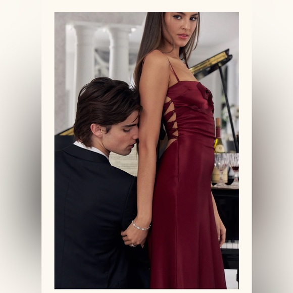 Mirror palais endless love dress - Picture 3 of 4